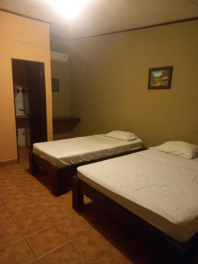 Bed and Breakfast House Of The Macaws Tárcoles Esterno foto